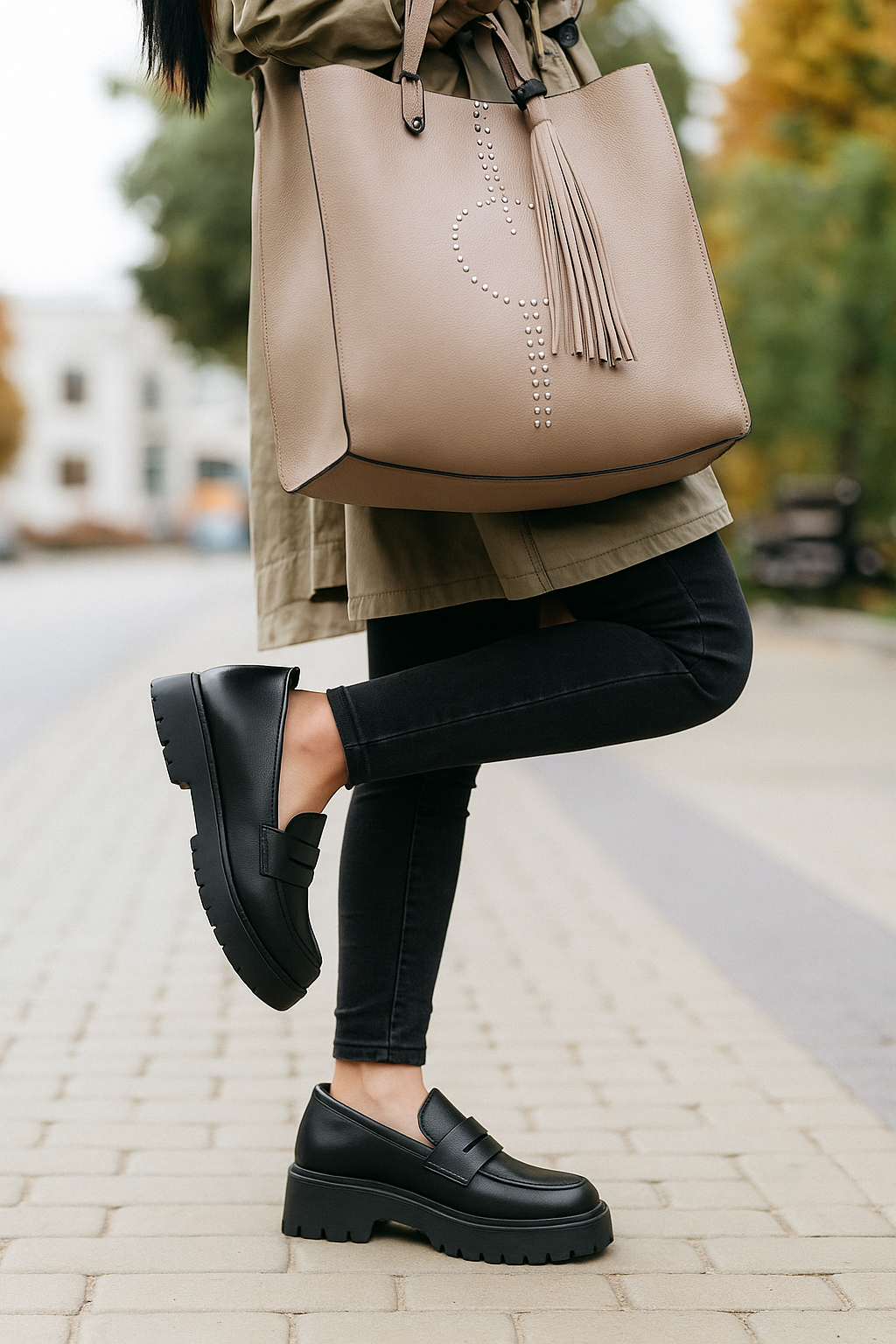 Mocassin Femme Compensé Rétro Cuir Britanique - Noir